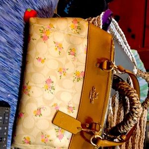 Purses and handbags are like new also matchingWallets sold separately